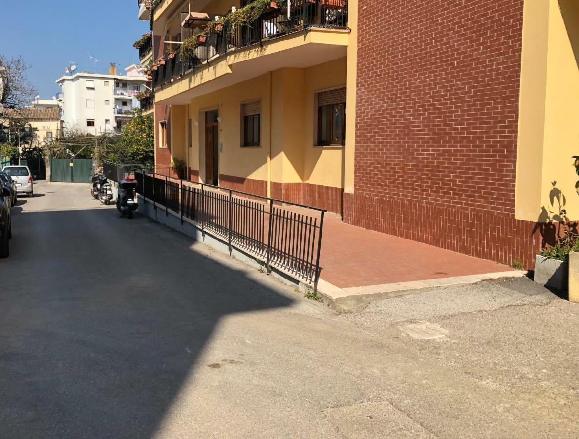 Appartamento Le Zagare Sorrente Extérieur photo